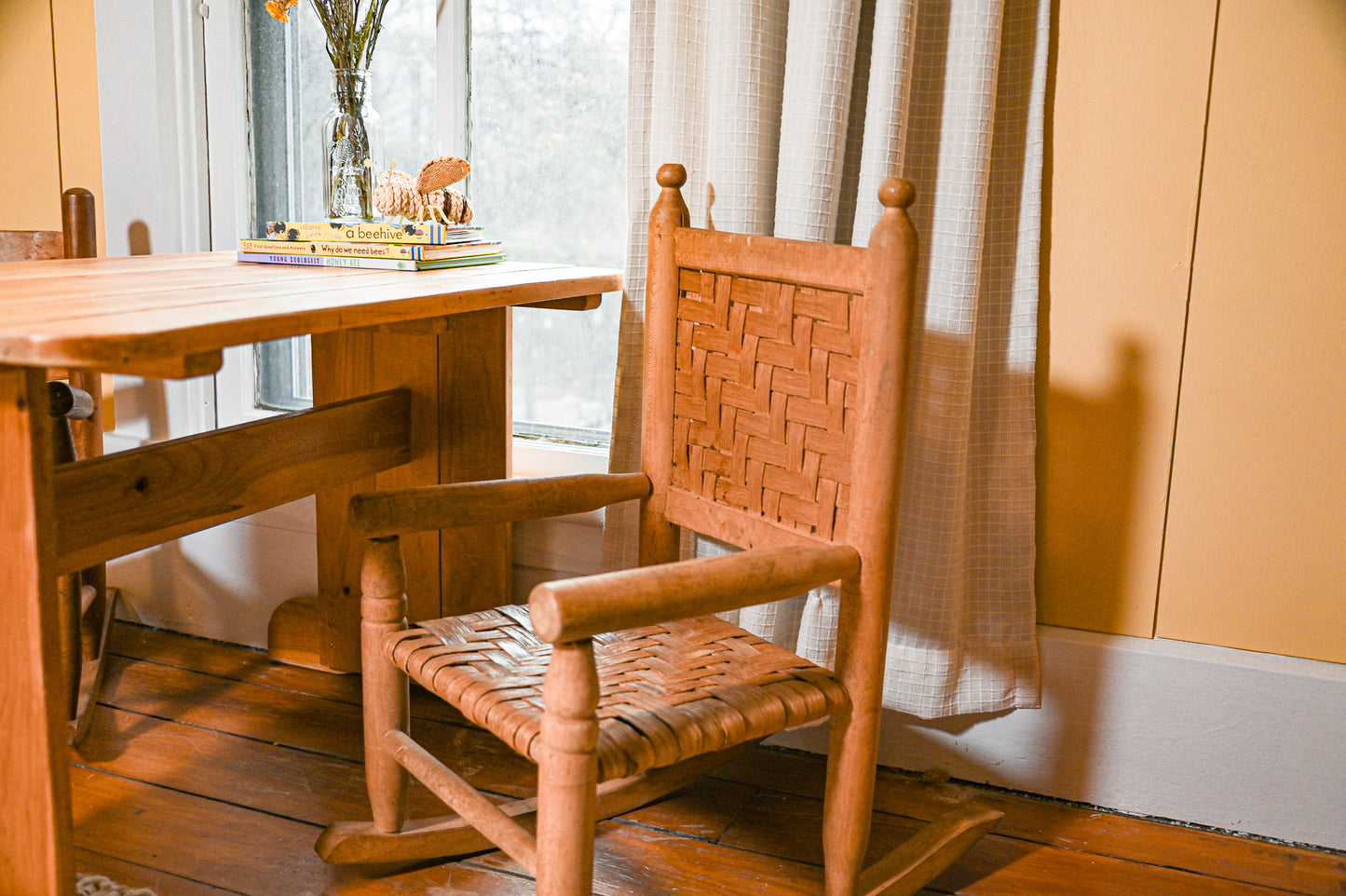 Littles' Table & Chairs