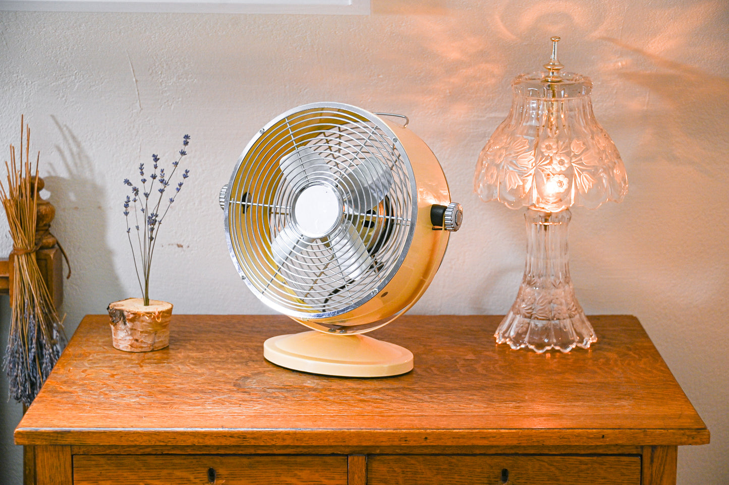 Butter Yellow Fan