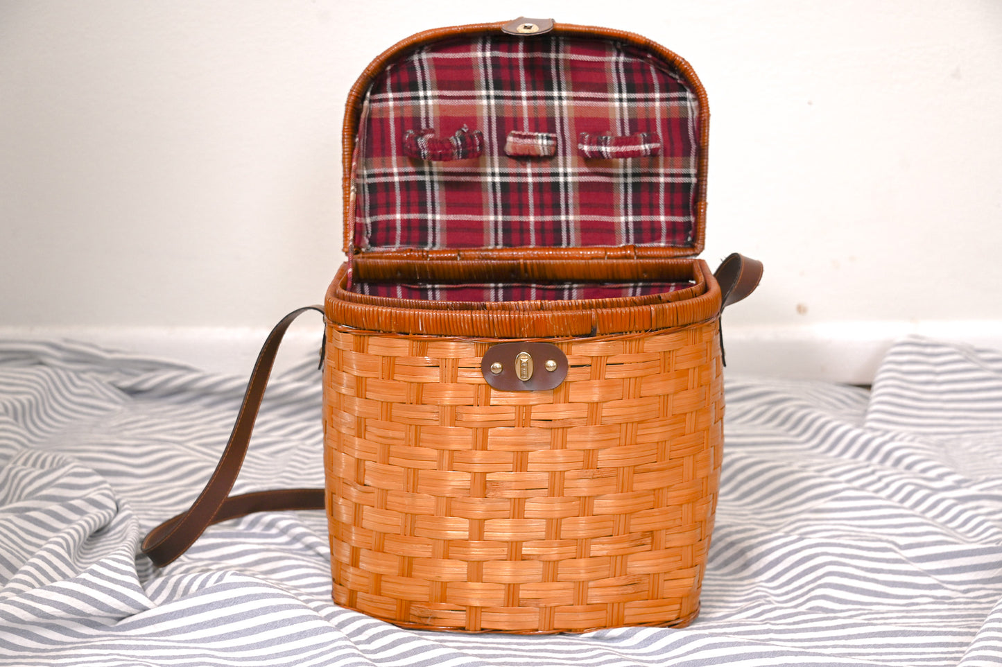 Crossbody Picnic Basket