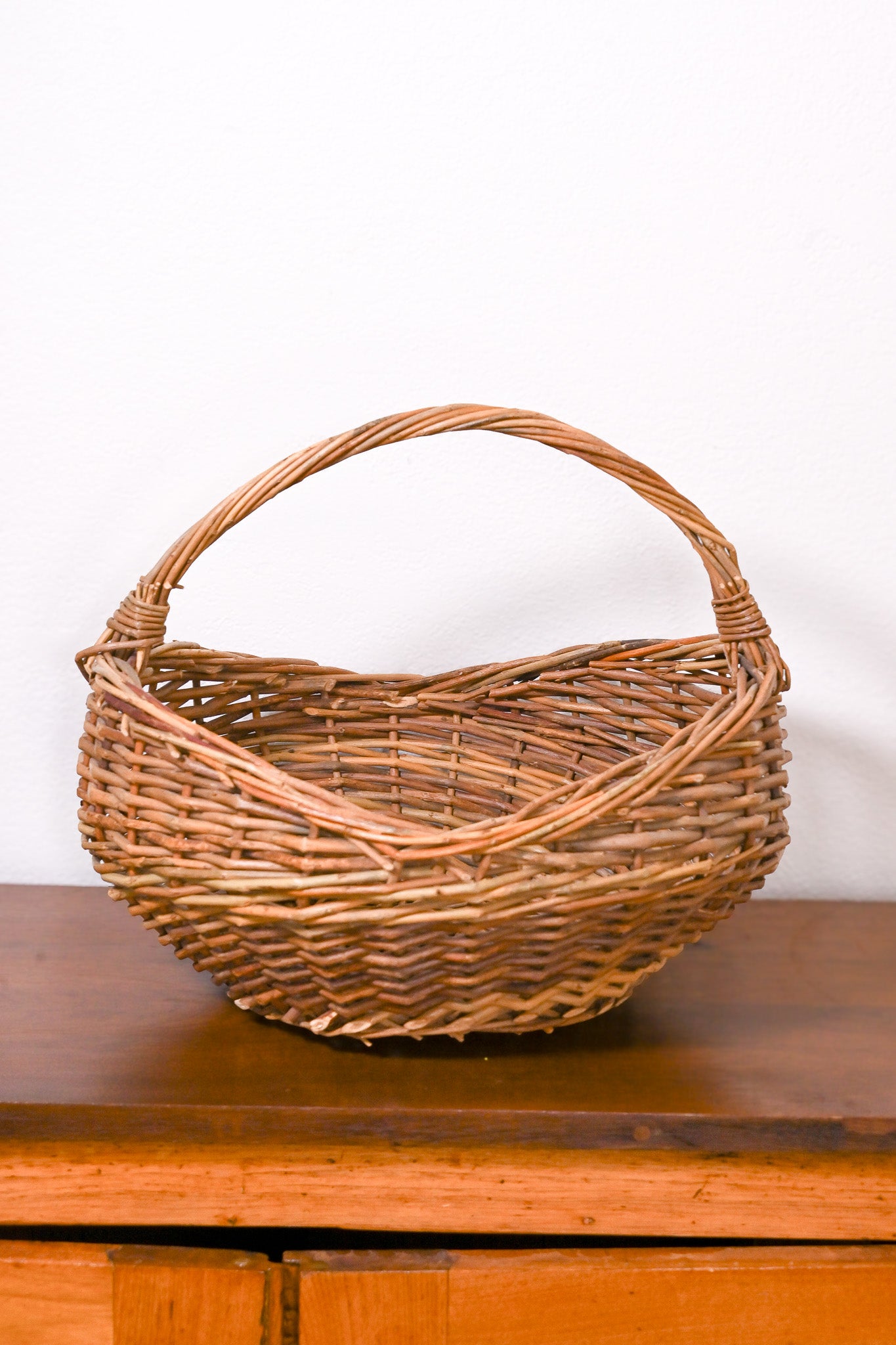Rounded Basket