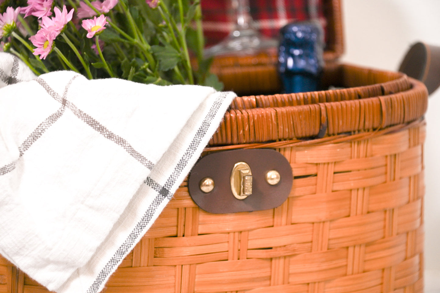 Crossbody Picnic Basket