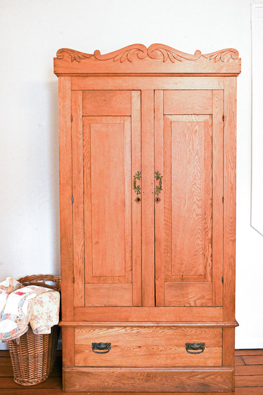 Vintage Wardrobe